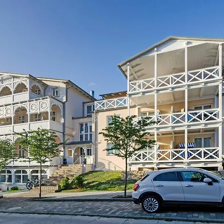 Fewo 15 Mit Balkon Und Strandkorb * Sellin (Rugen)